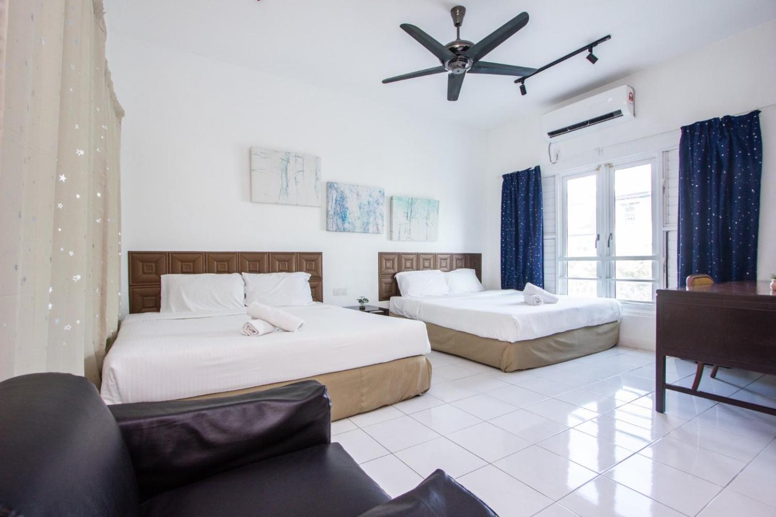 Nautilus Bay Home Inn George Town Extérieur photo