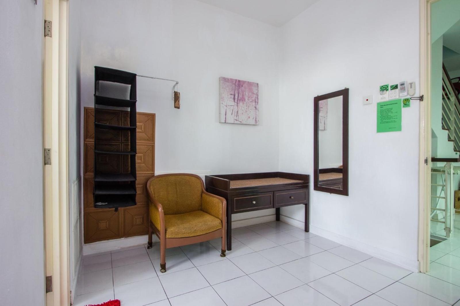 Nautilus Bay Home Inn George Town Extérieur photo