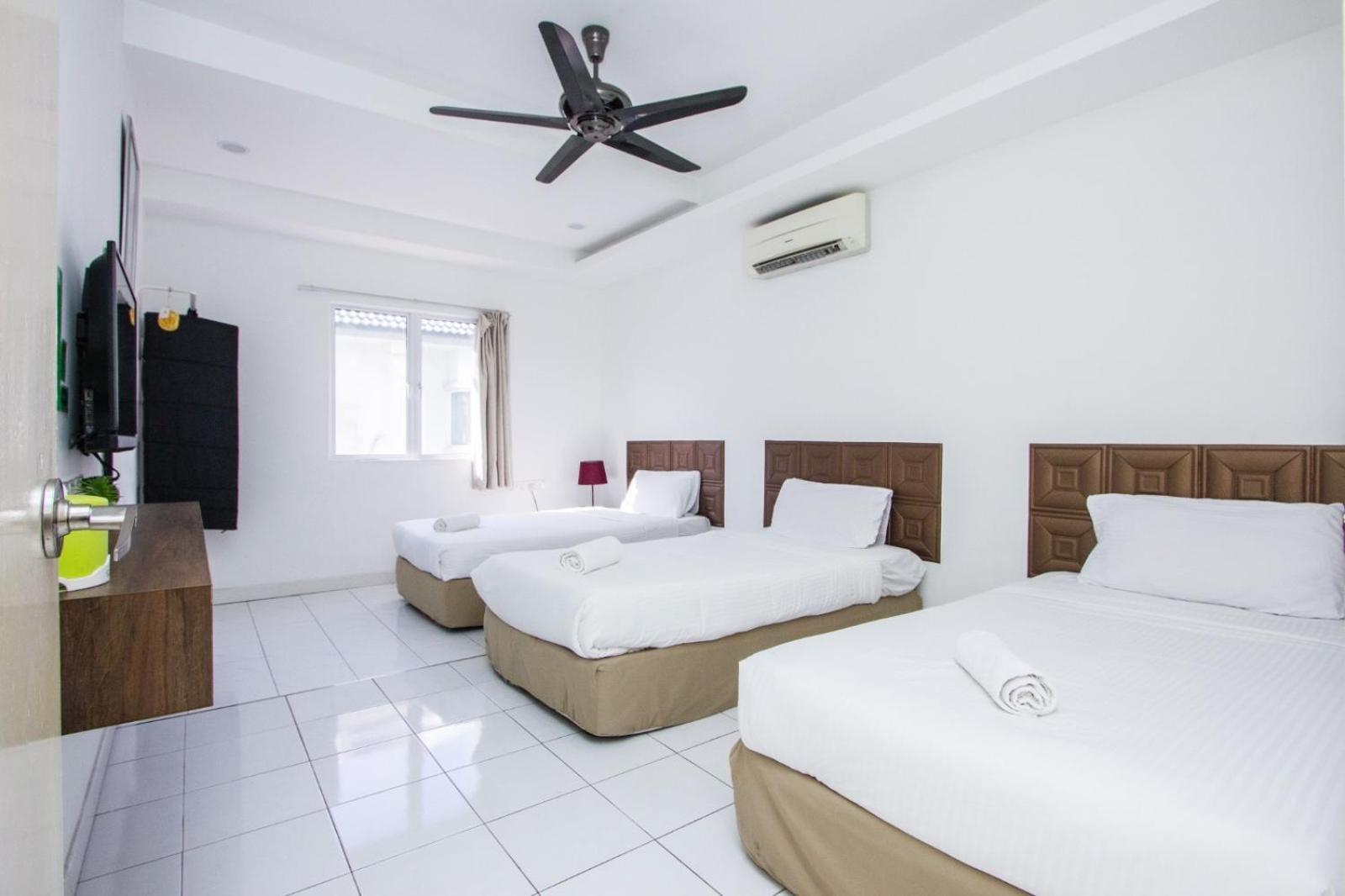 Nautilus Bay Home Inn George Town Extérieur photo